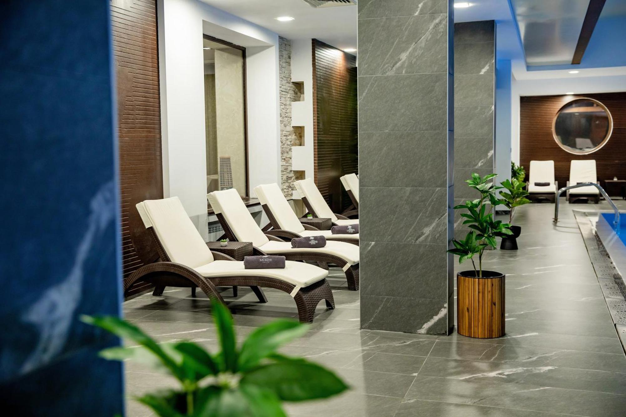 Murite Park Hotel Razlog Exterior photo