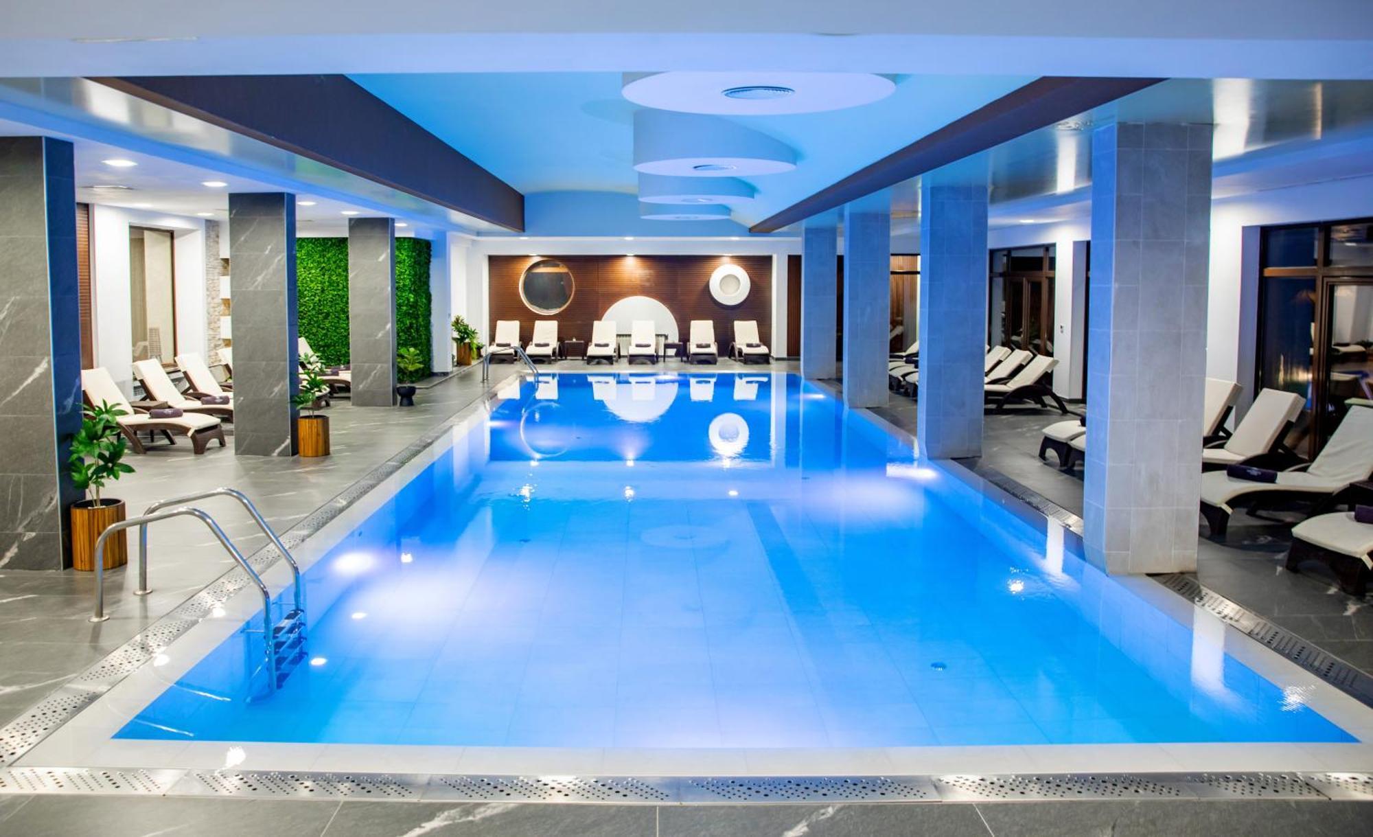 Murite Park Hotel Razlog Exterior photo