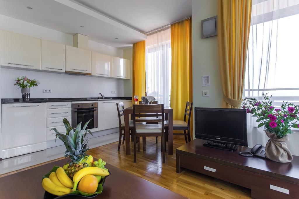 Murite Park Hotel Razlog Exterior photo
