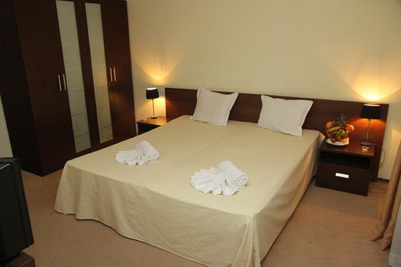 Murite Park Hotel Razlog Exterior photo